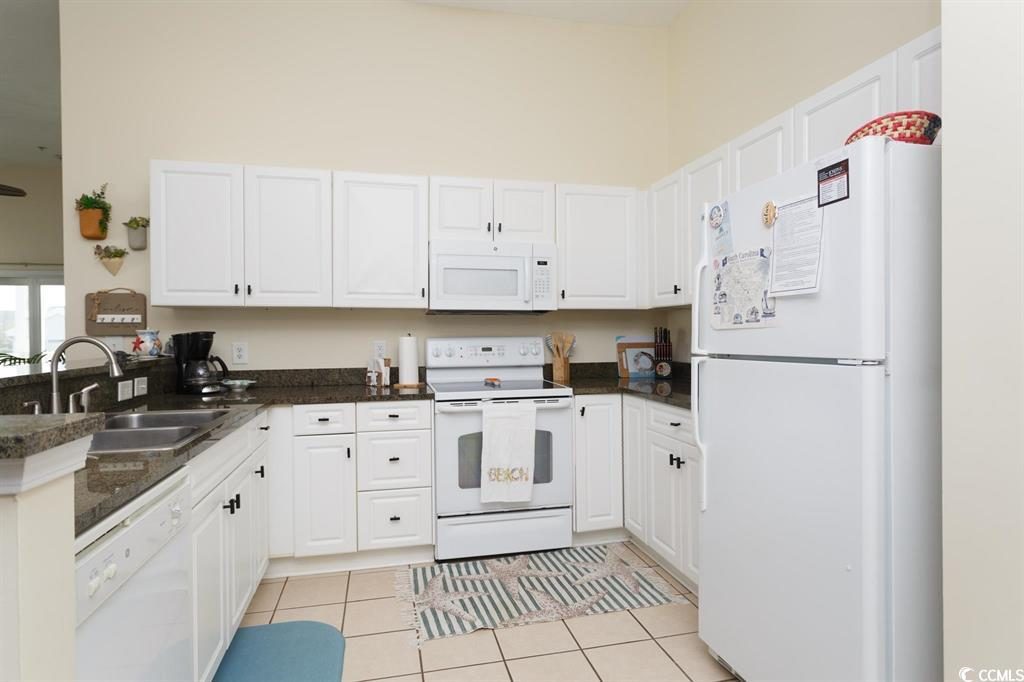 Kitchen as last listed